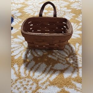 Vintage 1987 Longaberger Basket With Leather Handle